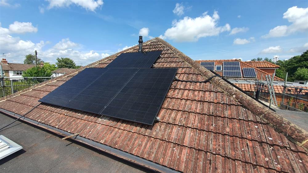 Domestic Solar and Battery Install in Leatherhead, Surrey