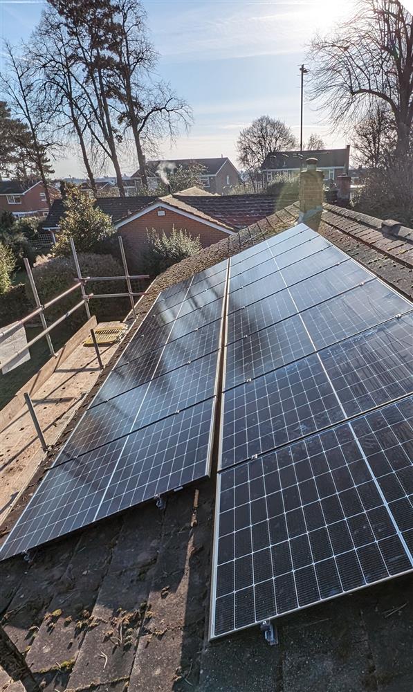 Domestic Solar and Battery Installation in Reading, Berkshire