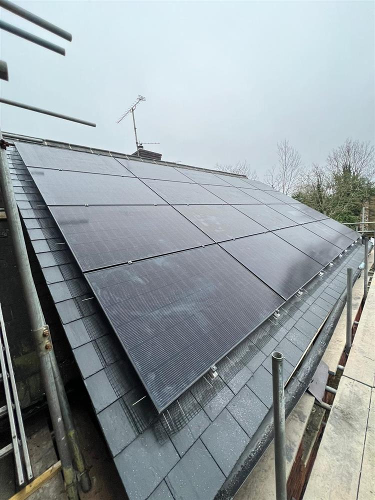 Domestic Solar Panel and Battery Install in Reading, Berkshire