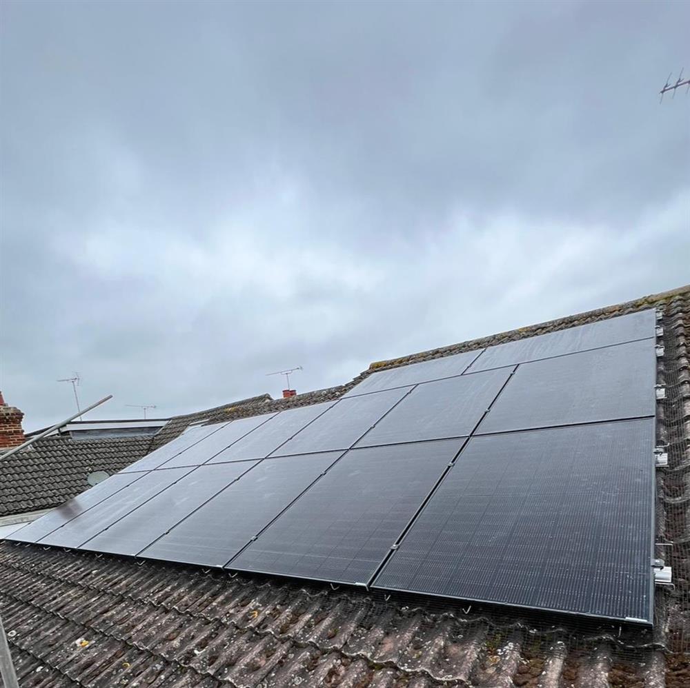 Domestic Solar Panel and Battery Install in Crowthorne, Berkshire