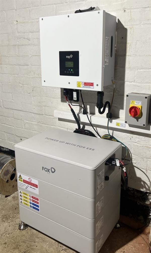 Commercial Solar and Battery installation in Reading, Berkshire