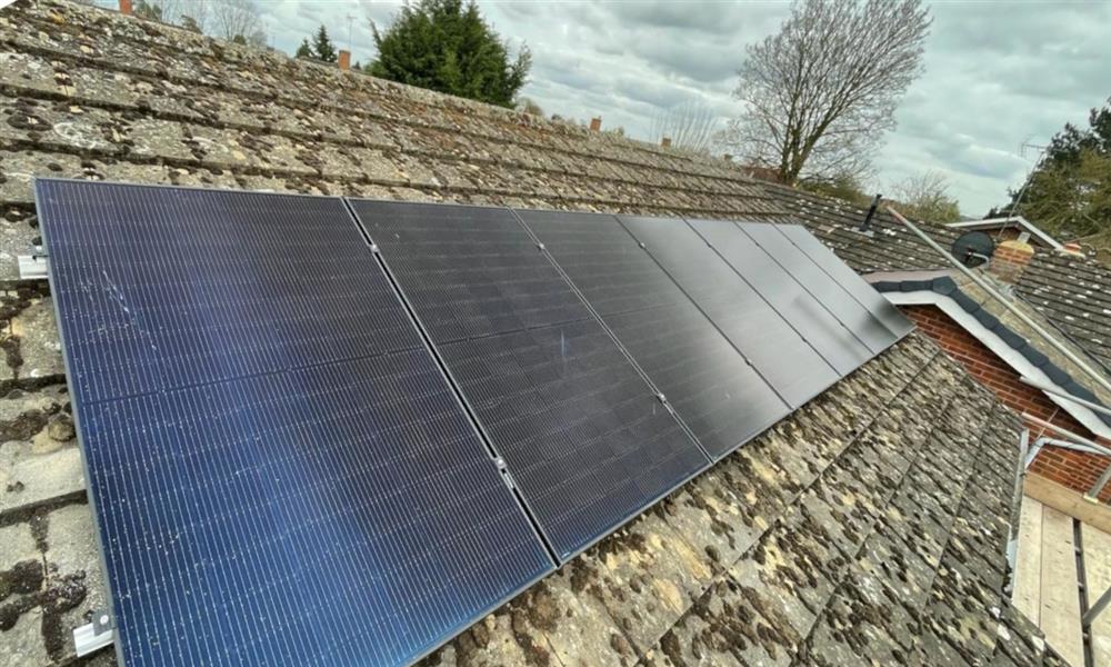 Domestic Solar and Battery Installation in Reading, Berkshire