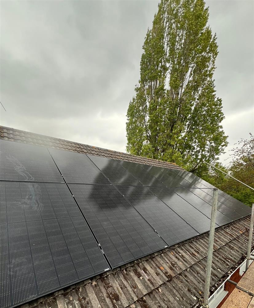 Domestic Solar and Battery Installation in Reading, Berkshire