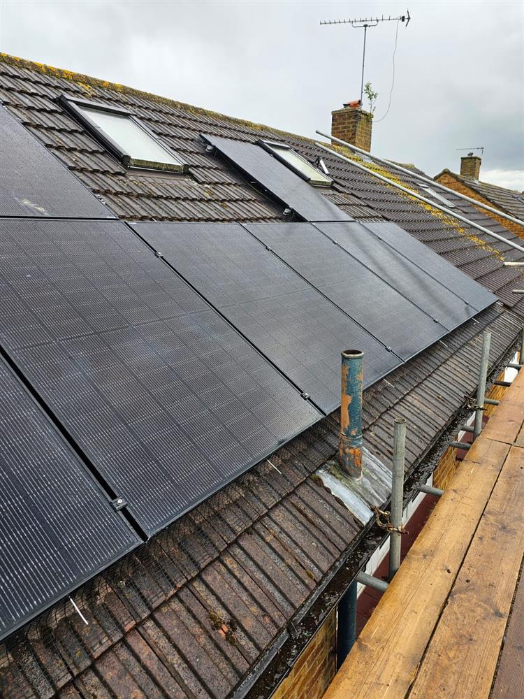 Domestic Solar and Battery Installation in Reading, Berkshire