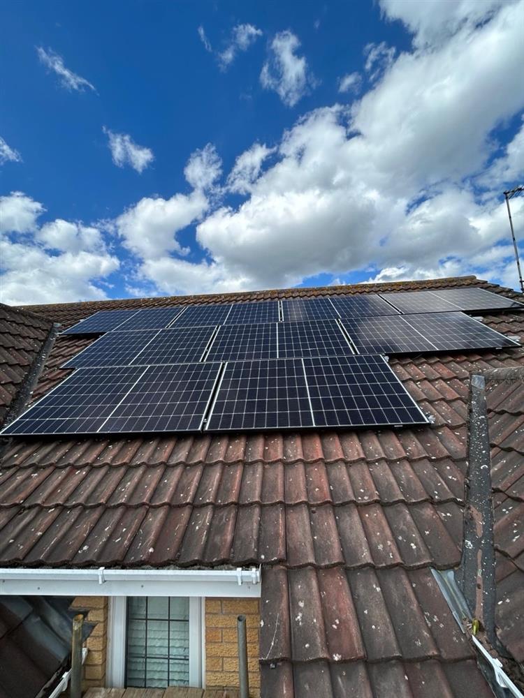 Domestic Solar Panel and Battery Install in Northampton, Northamptonshire