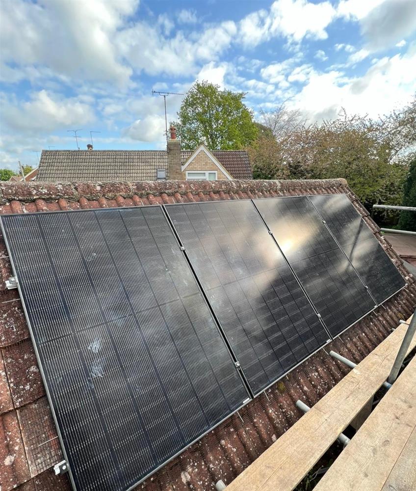 Domestic Solar and Battery Installation in Windsor, Berkshire