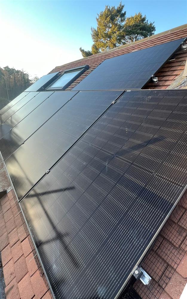 Domestic Solar and Battery Installation in Wokingham, Berkshire
